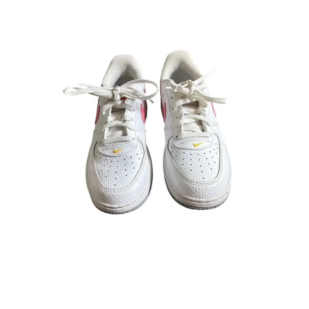 Girls Nike White Pink Tennis Shoes Sz 2.5